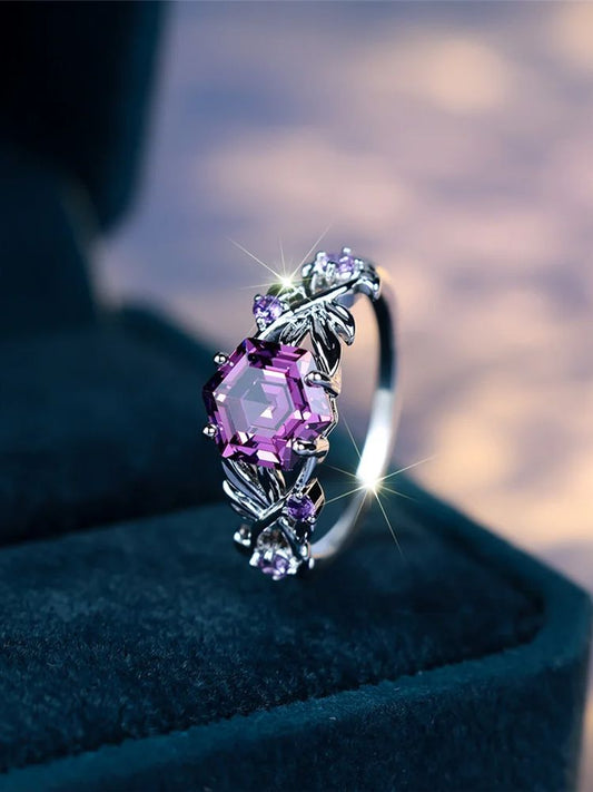 Vintage-Inspired Amethyst Crystal Ring with Floral Detailing