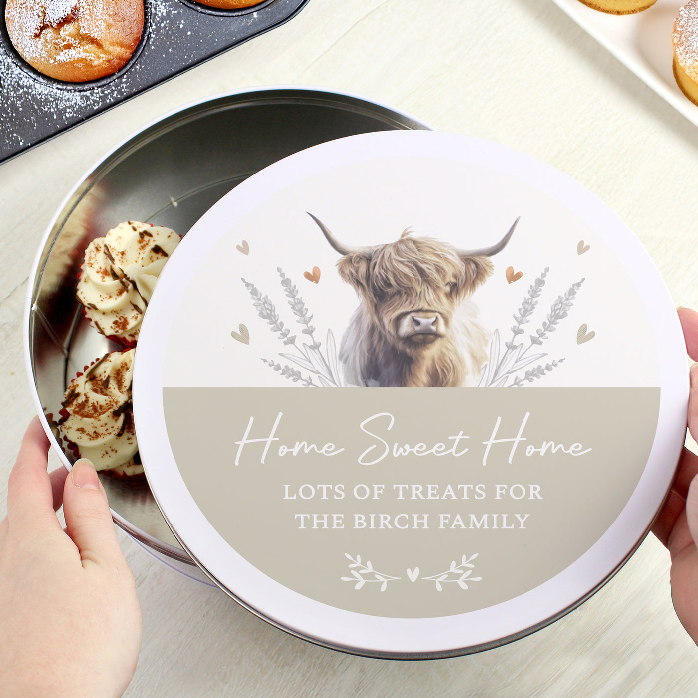 Personalised Highland Cow Cake Tin - Truly Yours