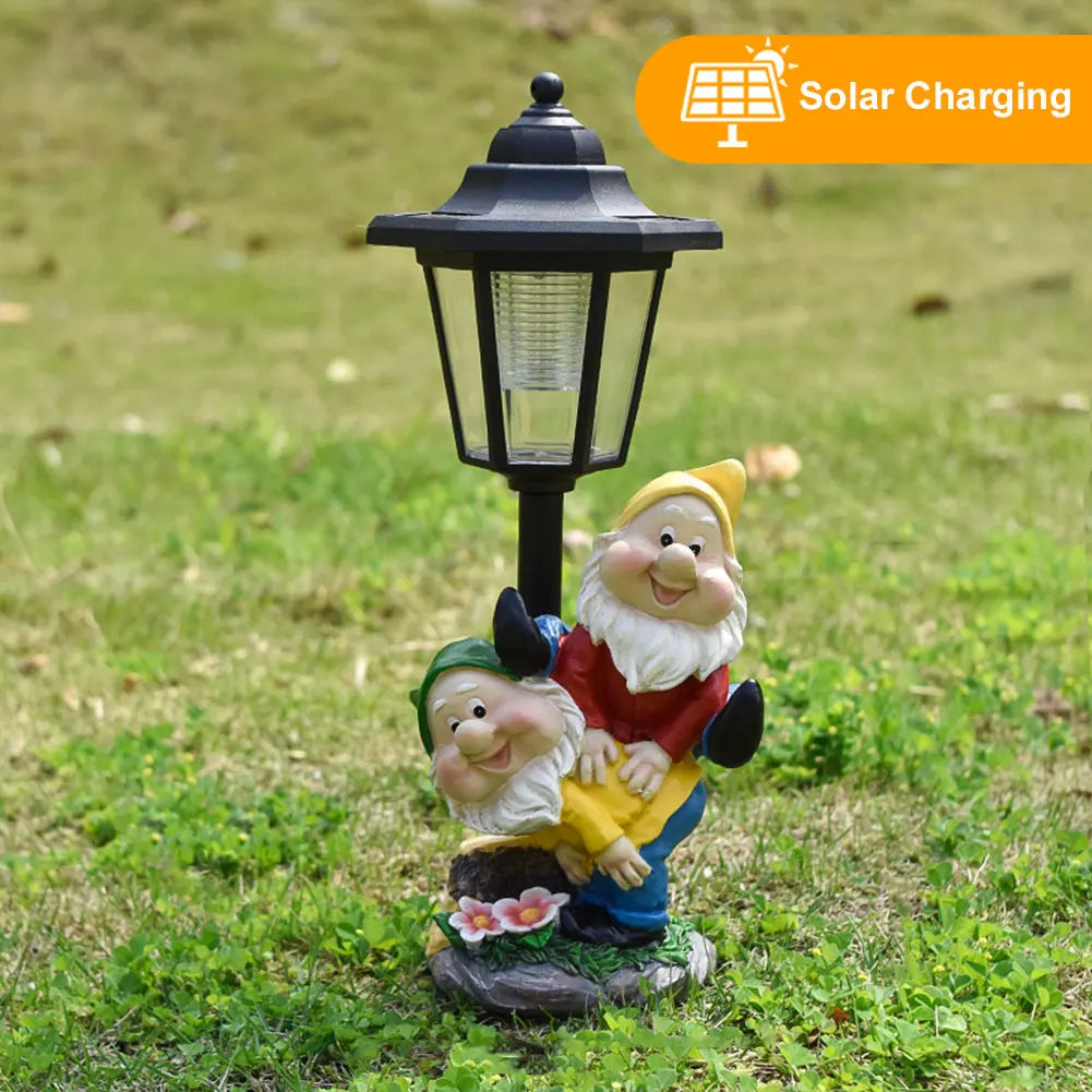 Solar Powered Garden Light with Two Gnomes Figurine - Outdoor Decorative Lamp