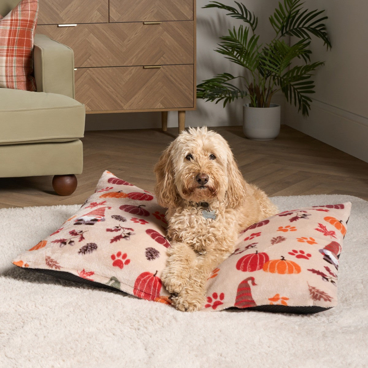 Autumn Paw Print Pet Bed - Natural