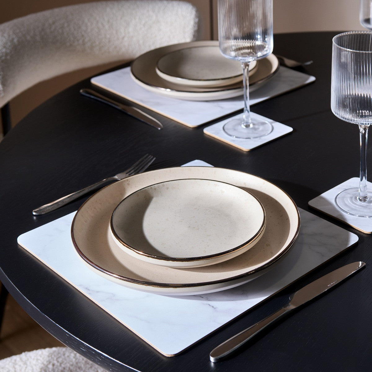 White Marble 4 pcs Placemats & Coasters Set