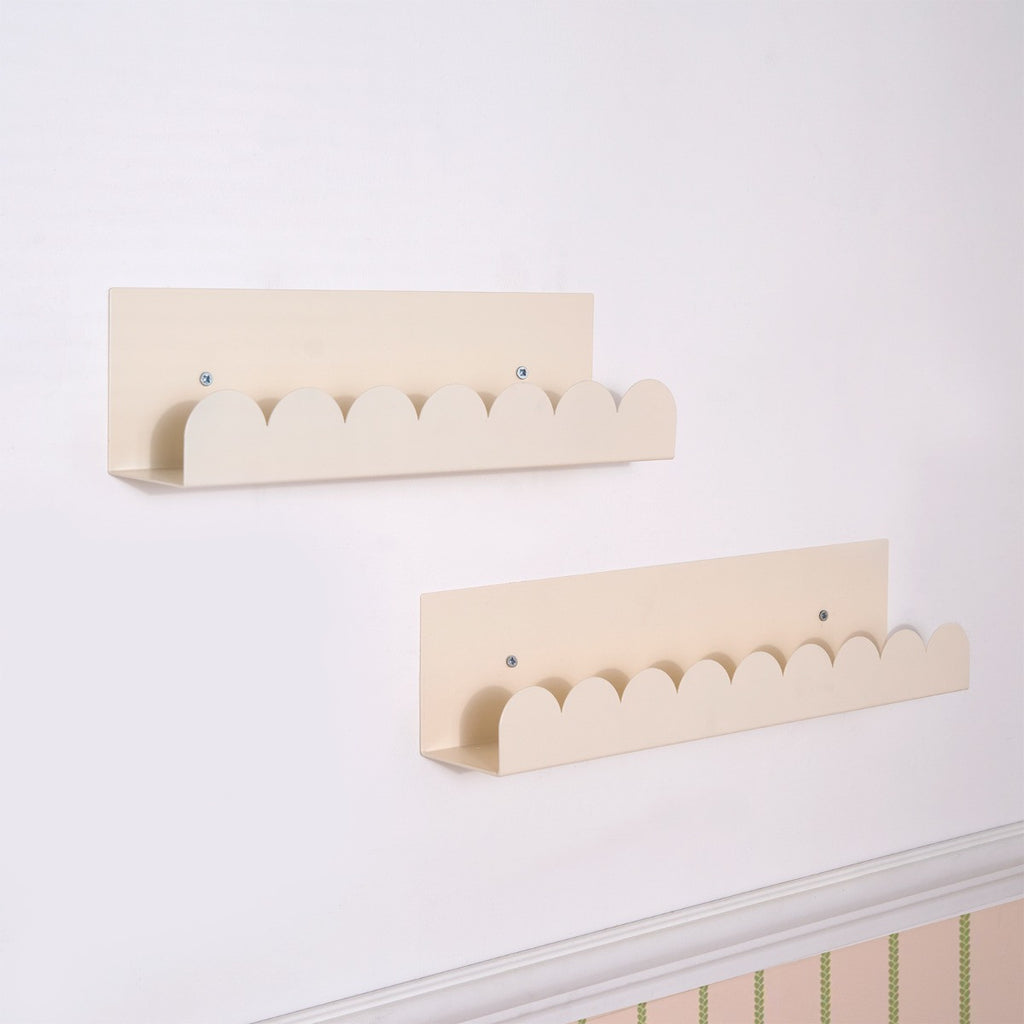 Set of 2 Scallop Shelves