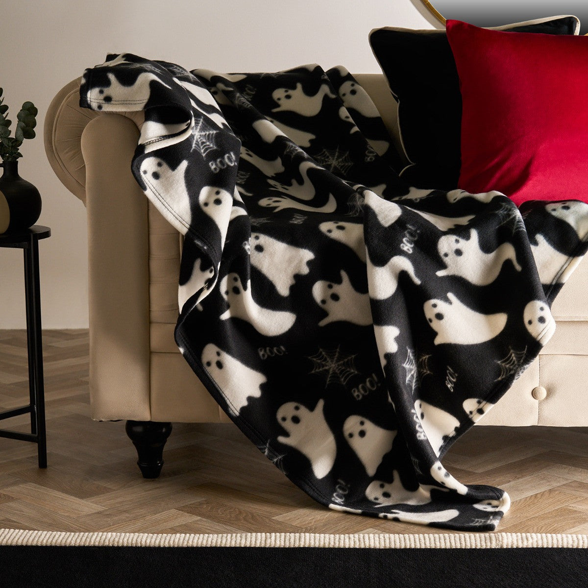 GHOST FLEECE THROW