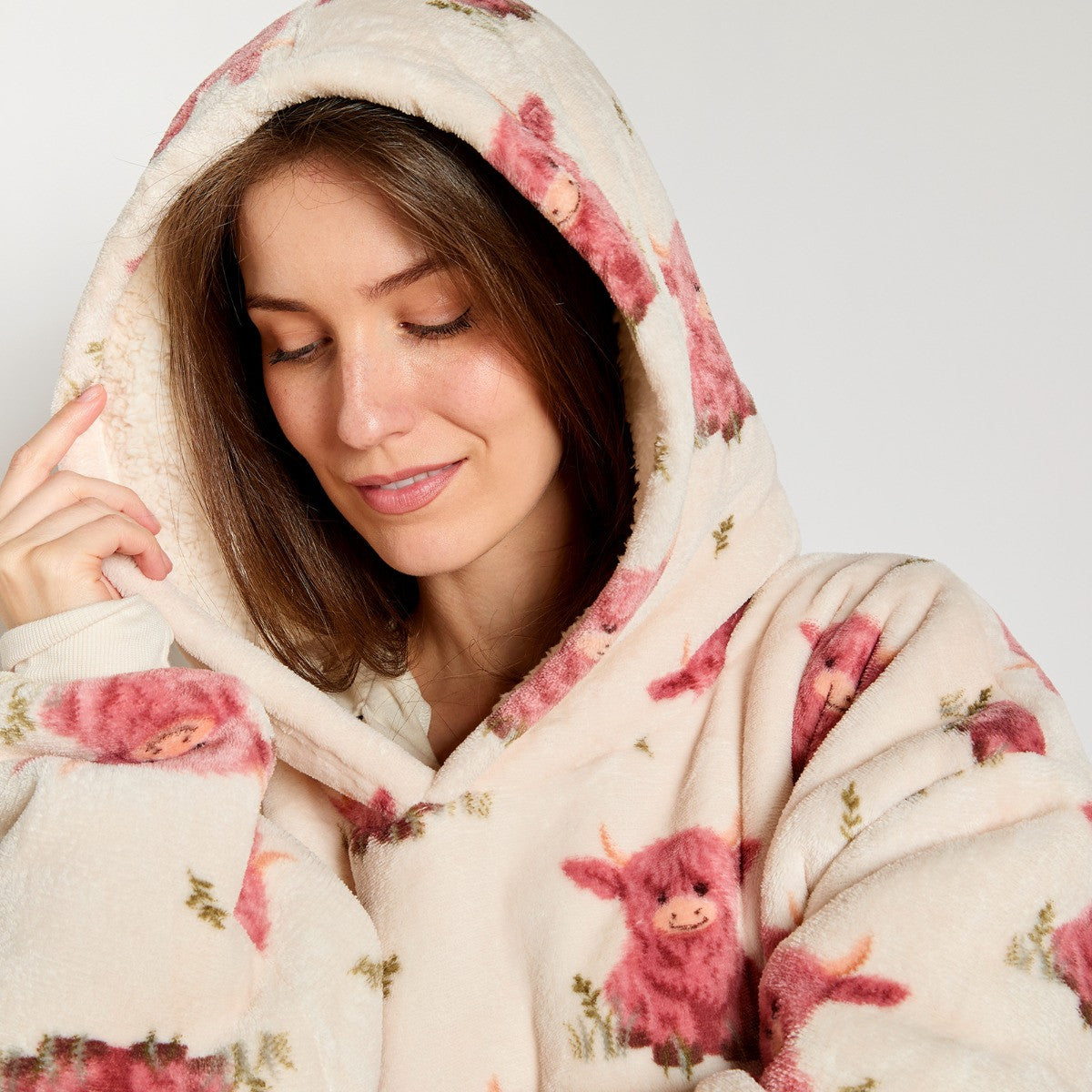 Harry the Highland Cow Hoodie Blanket