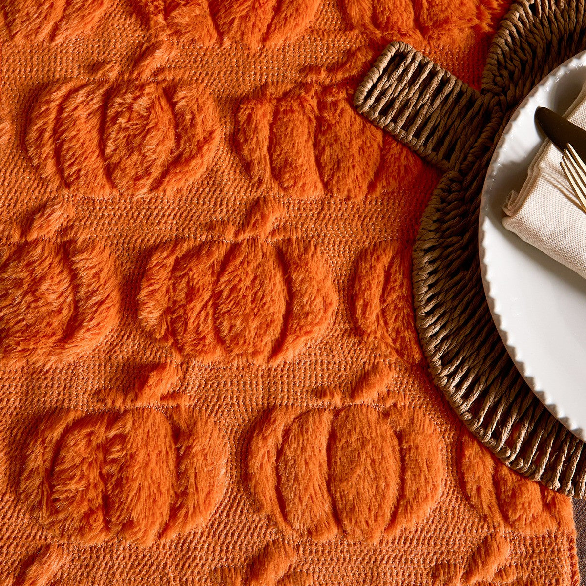 Tufted Pumpkin Table Runner - Rust