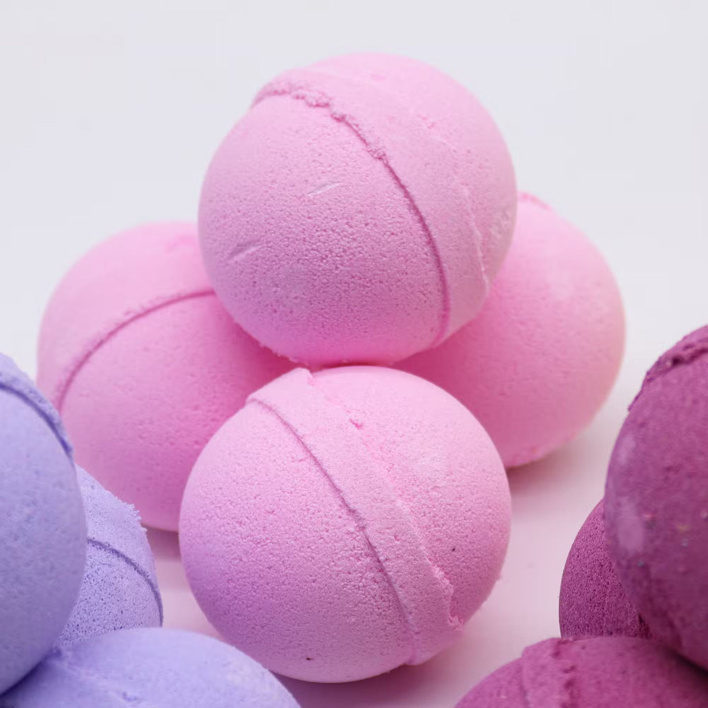 Essential Oil Bath Bomb - Frankincense & Rose Bath bombs