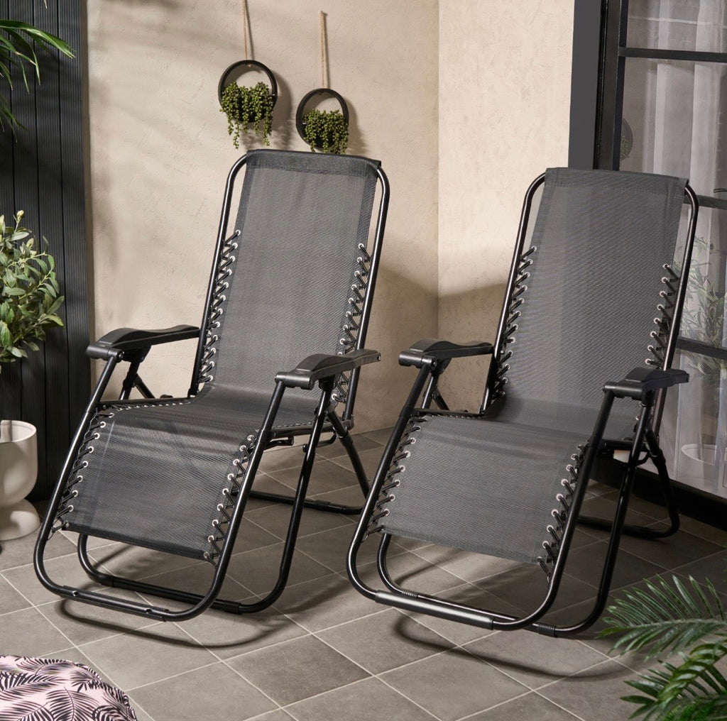 Zero gravity sun loungers - Truly Yours