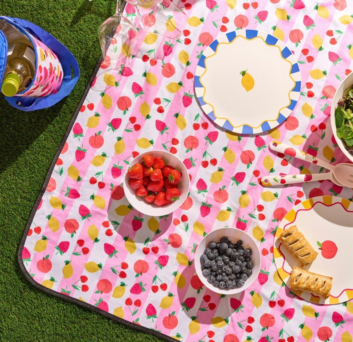 Fruit Print Picnic Blanket - Pink
