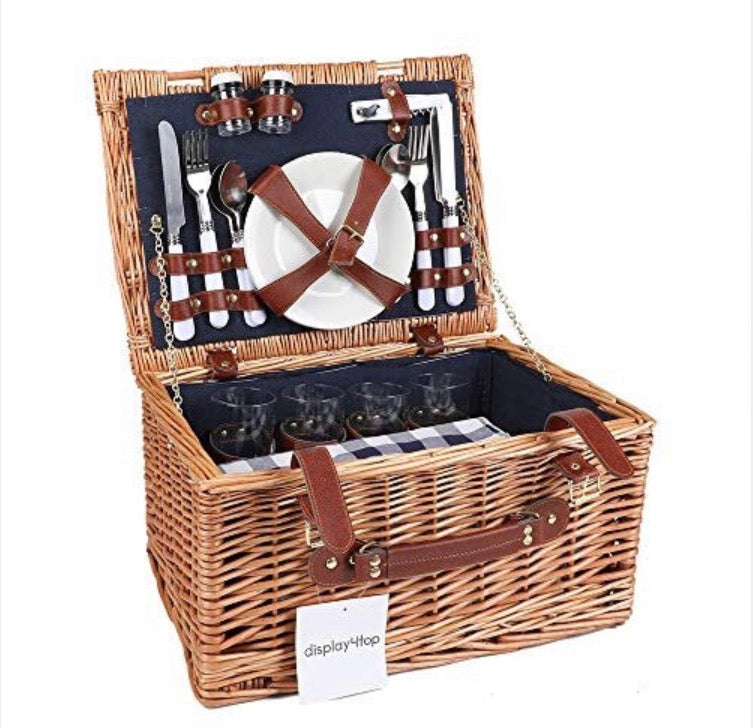 4 Person Traditional Wicker picnic basket - Truly Yours