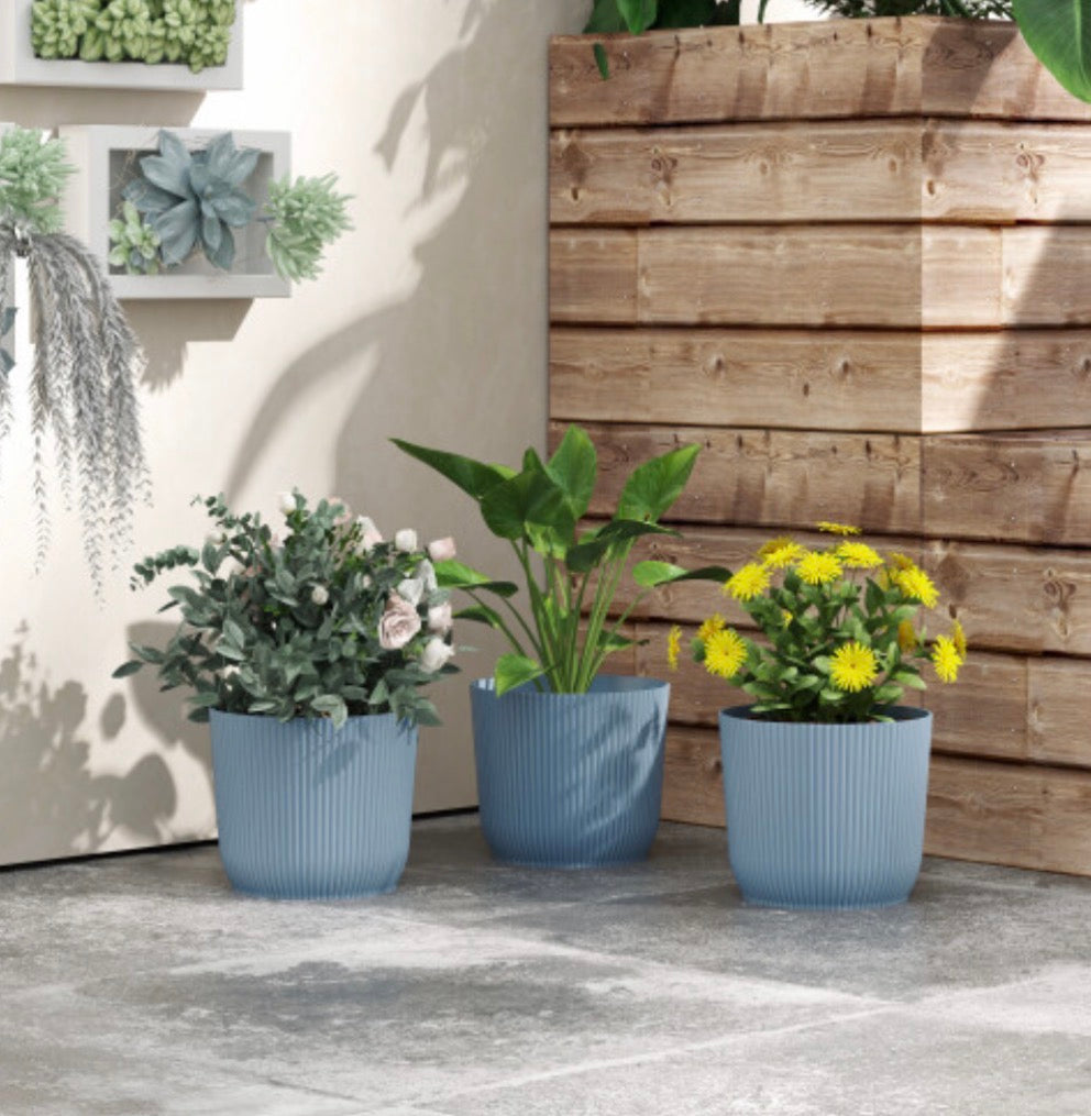 Set of 3 Round Plant Pots Outdoor 22cm - Truly Yours
