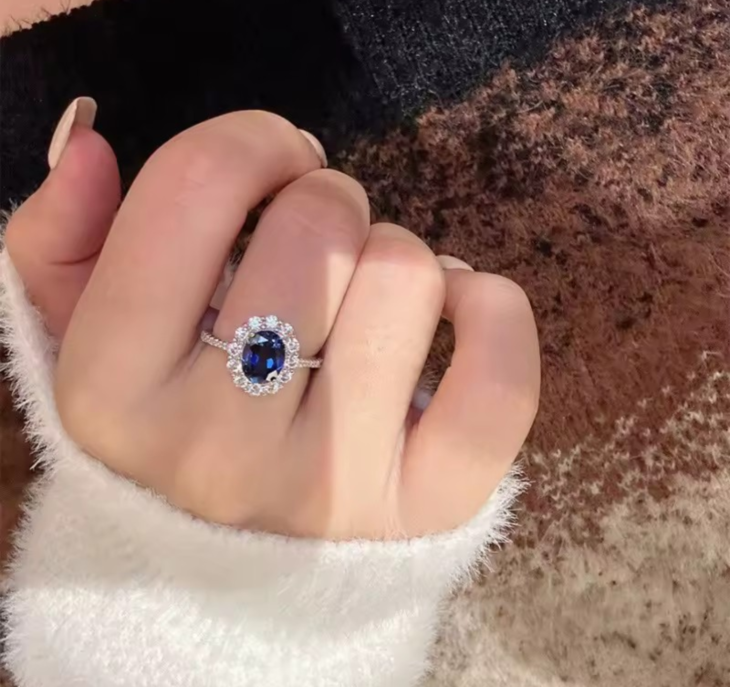 925 Sterling Silver Blue Gemstone Ring - Resizable Halo Design