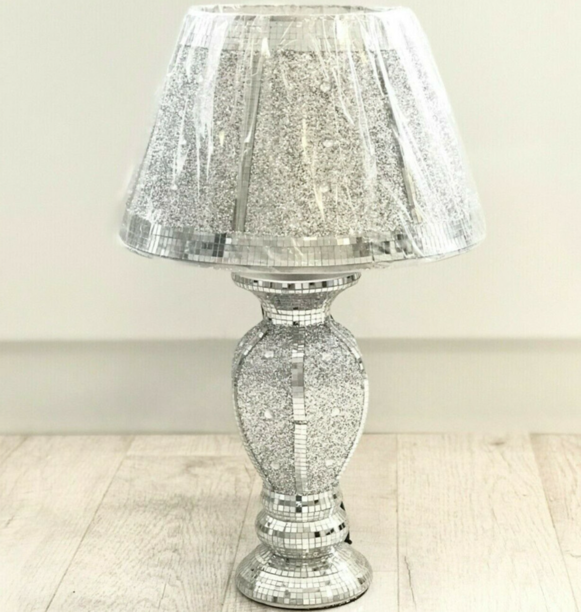 Elegant Crushed Diamond Table Lamp
