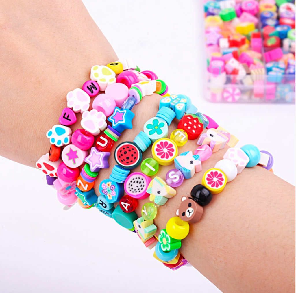 1000 Piece Polymer Clay Bead Bracelet Making Kit – 24 Fun Styles