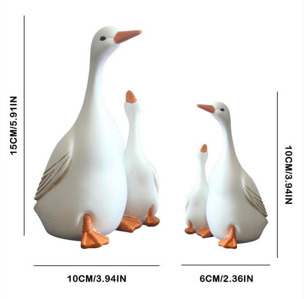 Resin Mother Duck & Ducklings Garden Ornament Set – Hand-Painted Decorative Patio & Outdoor Statue