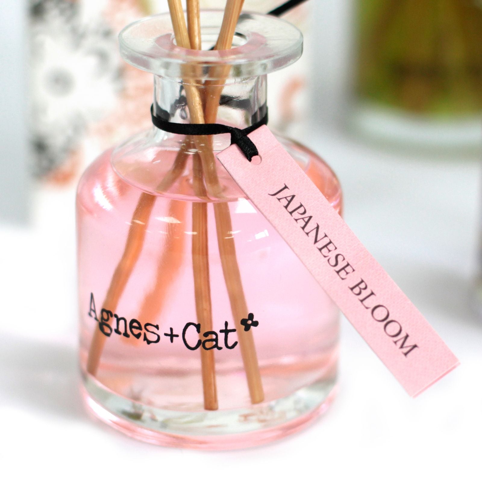 140ml Reed Diffuser - Japanese Bloom - Truly Yours