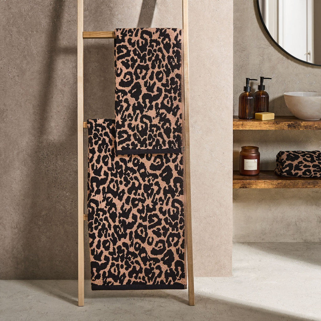 100% Cotton Jacquard Leopard Towel - Natural Towels