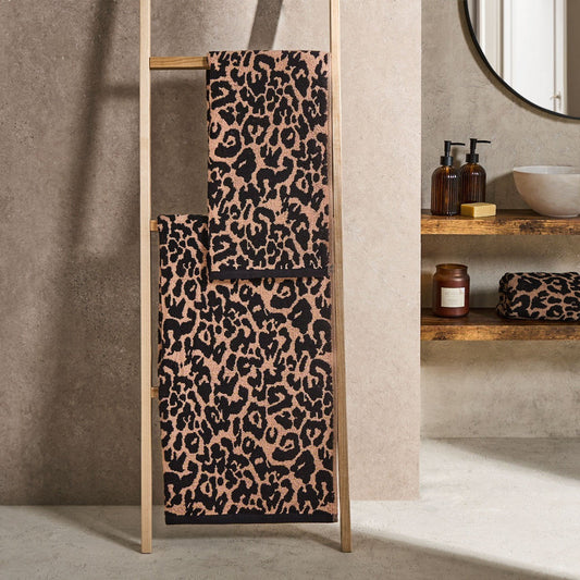 100% Cotton Jacquard Leopard Towel - Natural Towels
