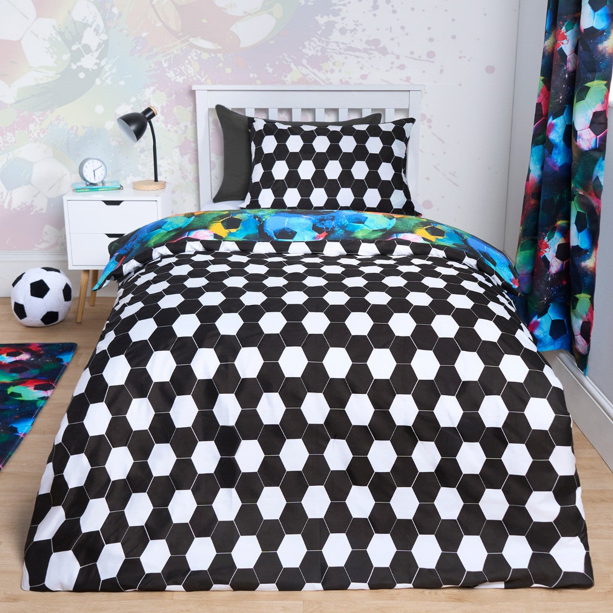 Reversible Football Duvet Set - Neon