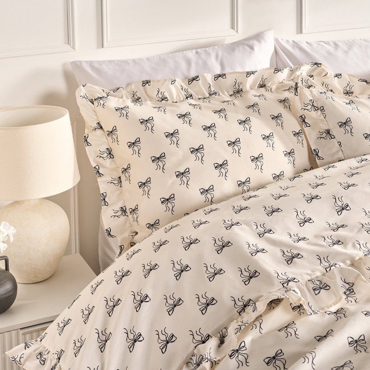 Ditsy Bow Frill Duvet Cover Set - Monochrome