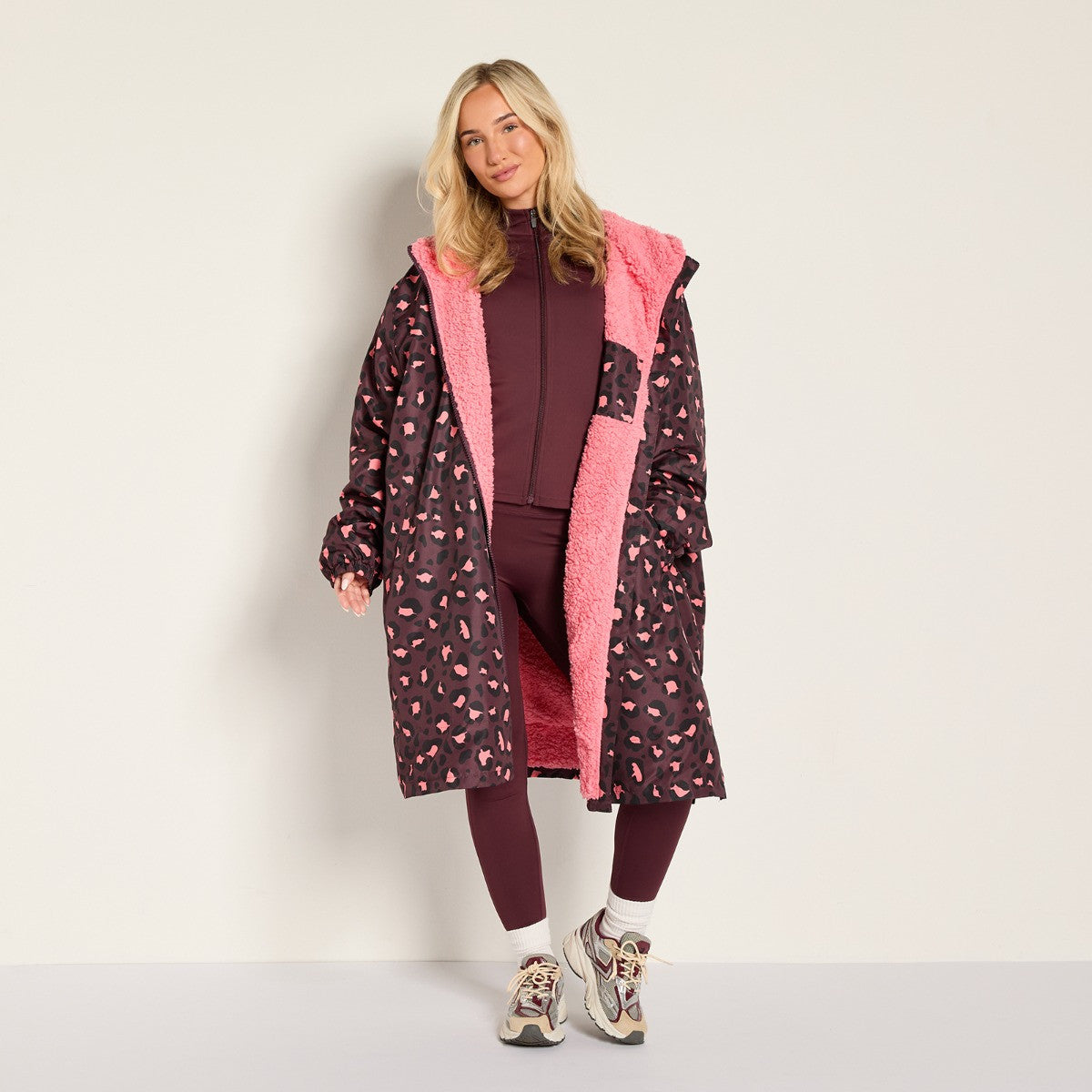 Adults Water Resistant Leopard Print Sherpa Drying Robe - Burgundy
