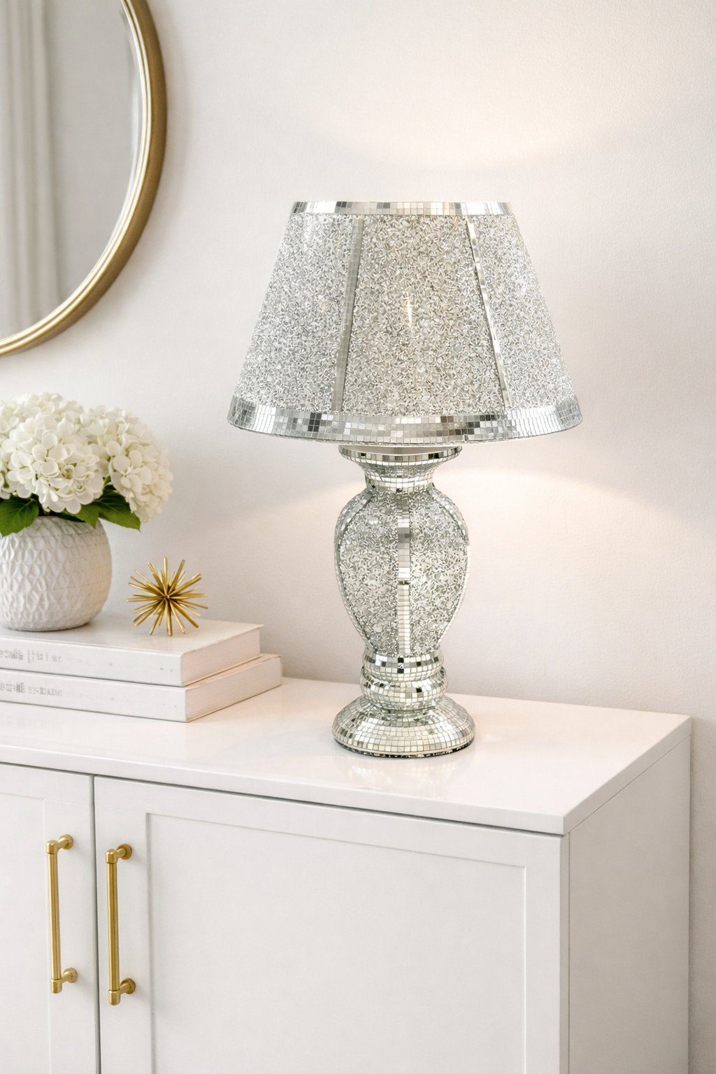 Elegant Crushed Diamond Table Lamp - Truly Yours
