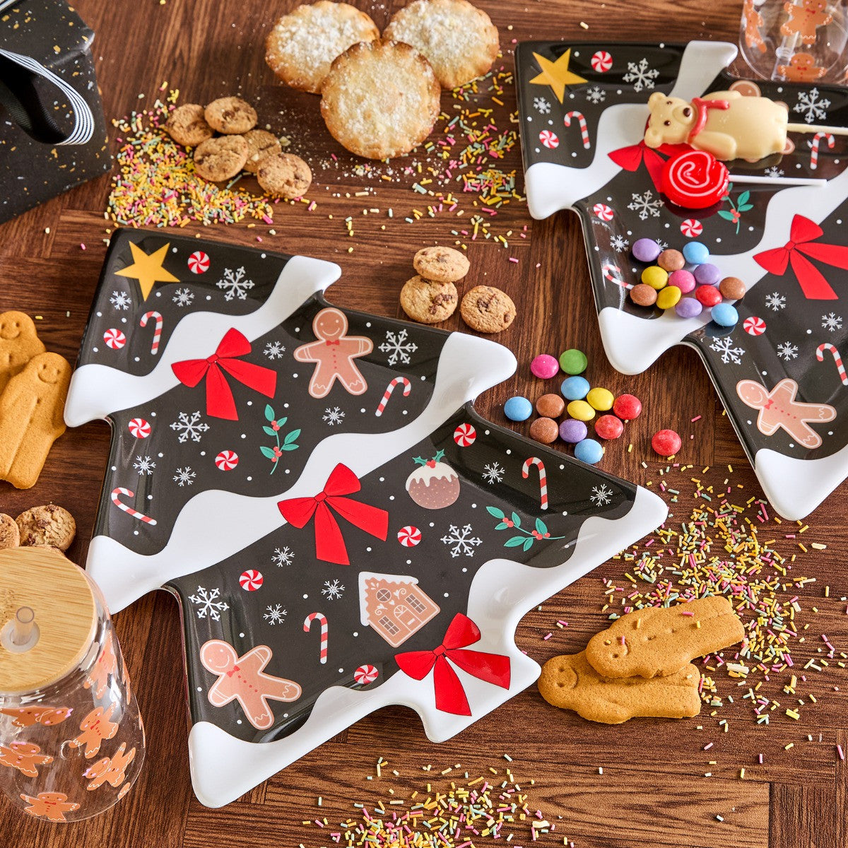 2 Pack Christmas Tree Shaped Platters - Black