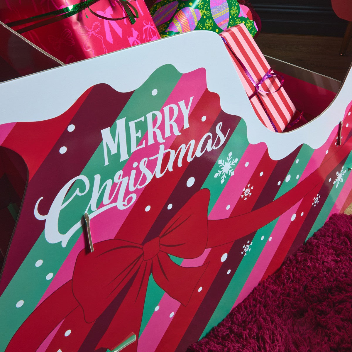 PRESENT SLEIGH – MULTI COLOUR